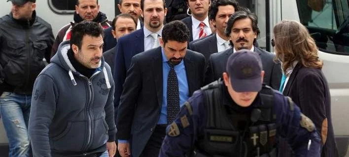Δικηγόροι: Εξηγούν γιατί πρέπει να χορηγηθεί άσυλο στους 8 Τούρκους αξιωματικούς